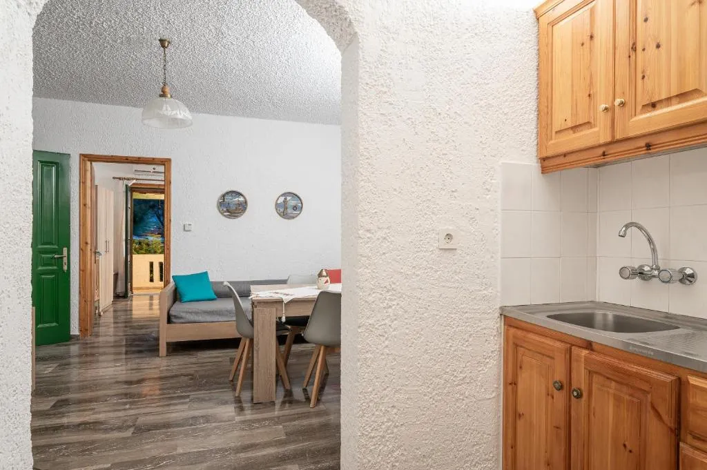 ground floor apartment 45 sqm kitchen and living-room